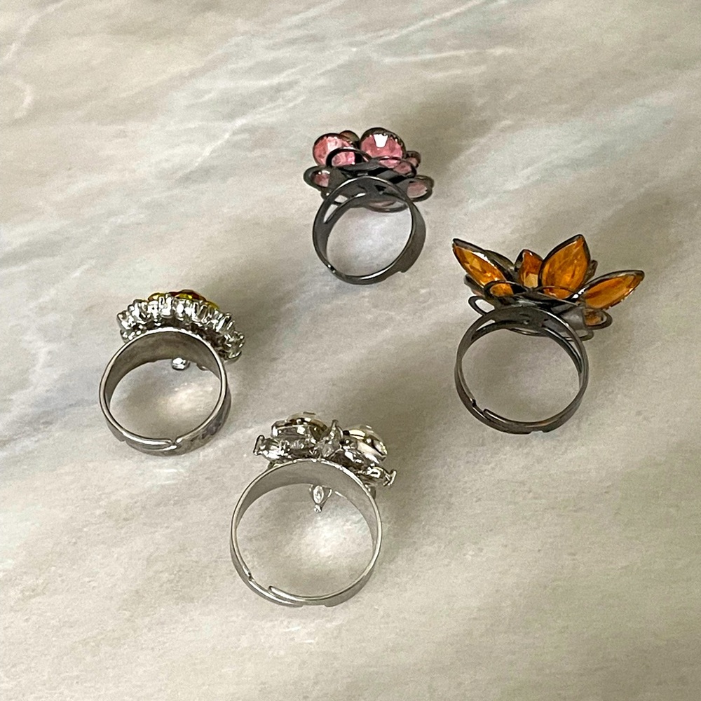 Floral Multi-Color Statement Ring Set - Picture 3 of 5